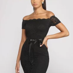 Windsor. Paige Formal Off-The-Shoulder Scalloped Lace Dress 16 Windsor. Paige Formal Off-The-Shoulder Scalloped Lace Dress -Deals Skirt Store 05001 0442 3 f4fe1bbe c717 418f 9dfb 73782217df74