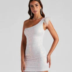 Windsor. Patricia Feather Detail Sequin Short Dress