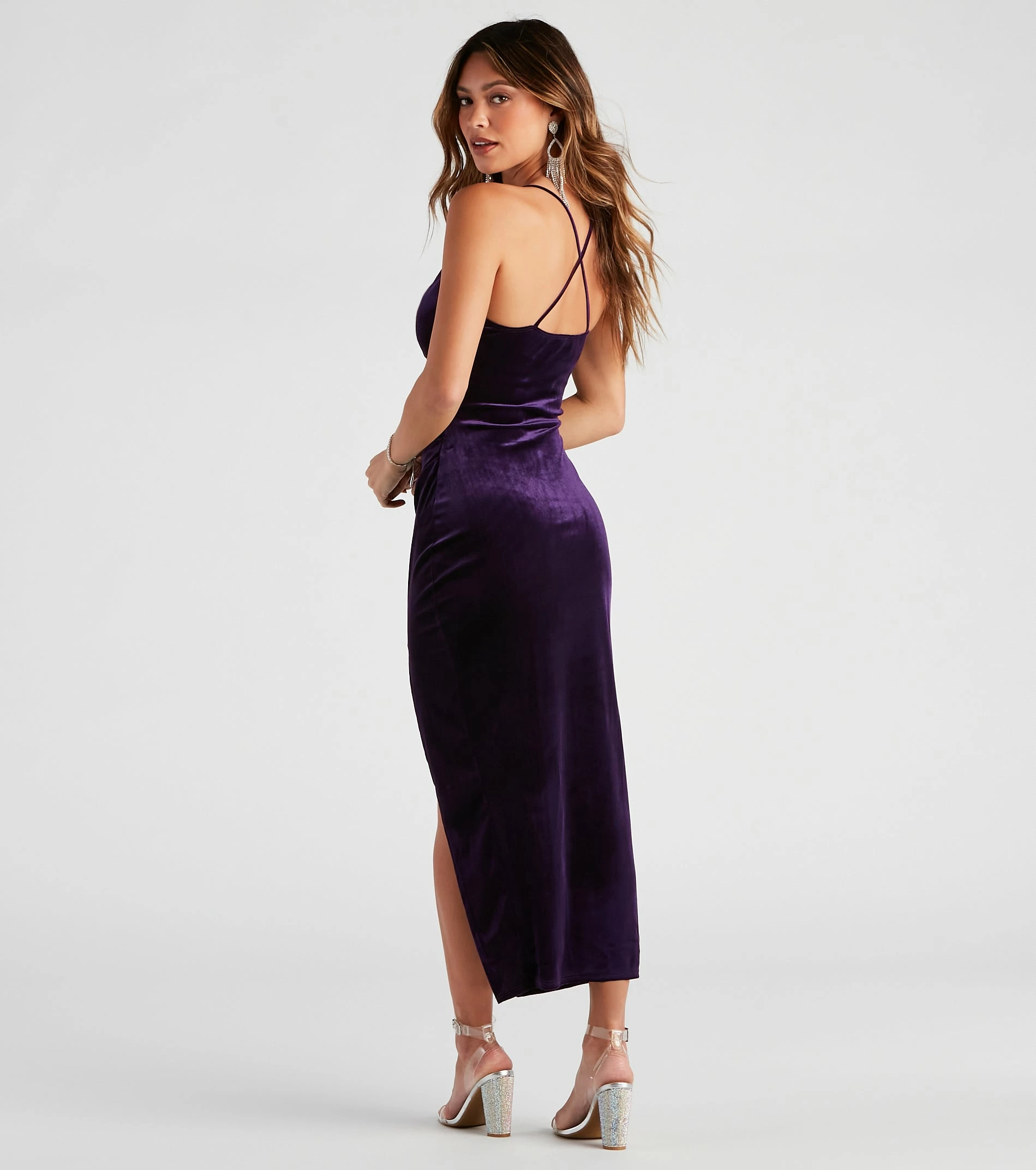 Windsor. Kerry Formal Velvet Midi Dress 4 Windsor. Kerry Formal Velvet Midi Dress - Image 2