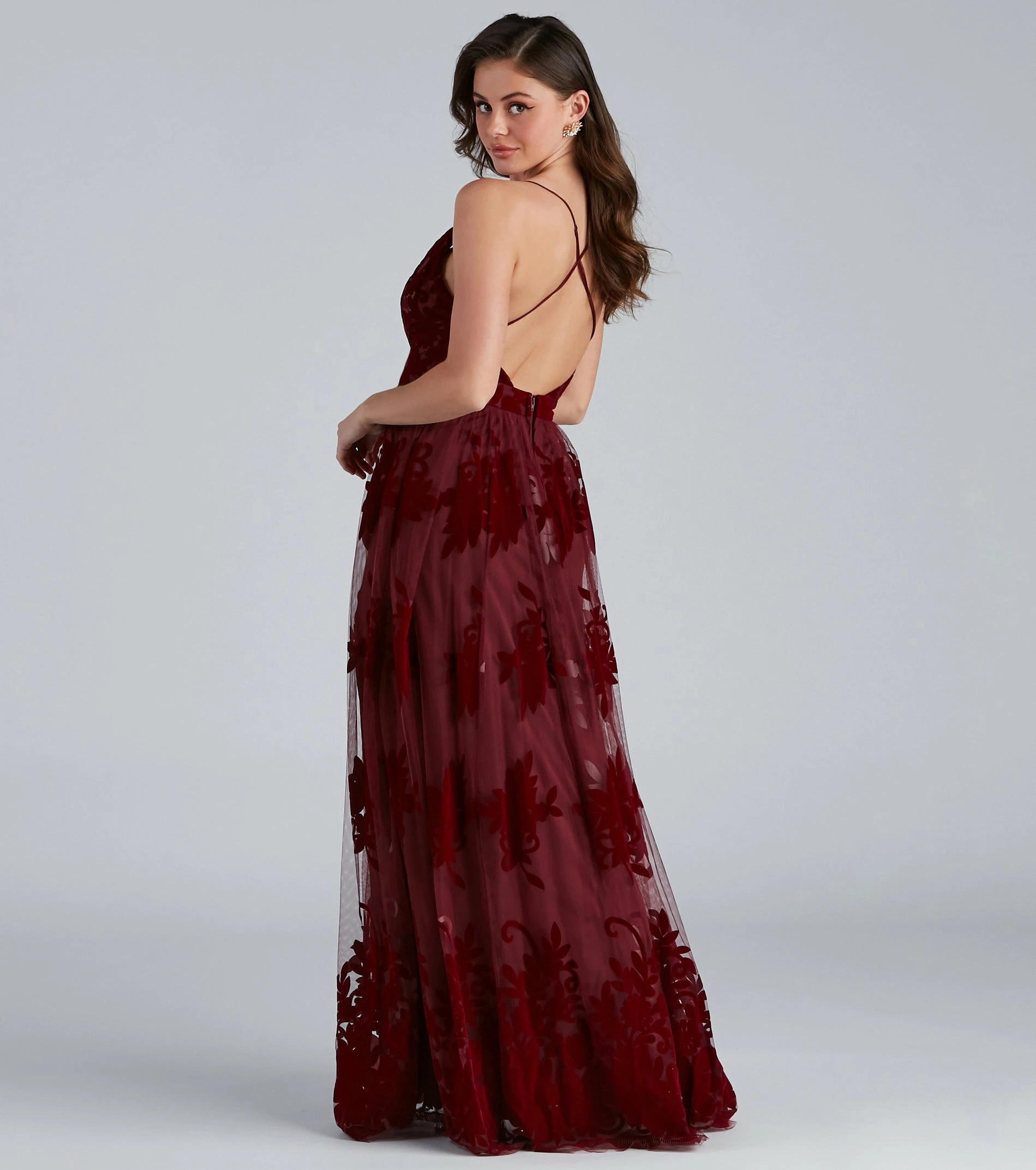 Windsor. Morgan Formal Flocked Velvet Dress 9 Windsor. Morgan Formal Flocked Velvet Dress - Image 7
