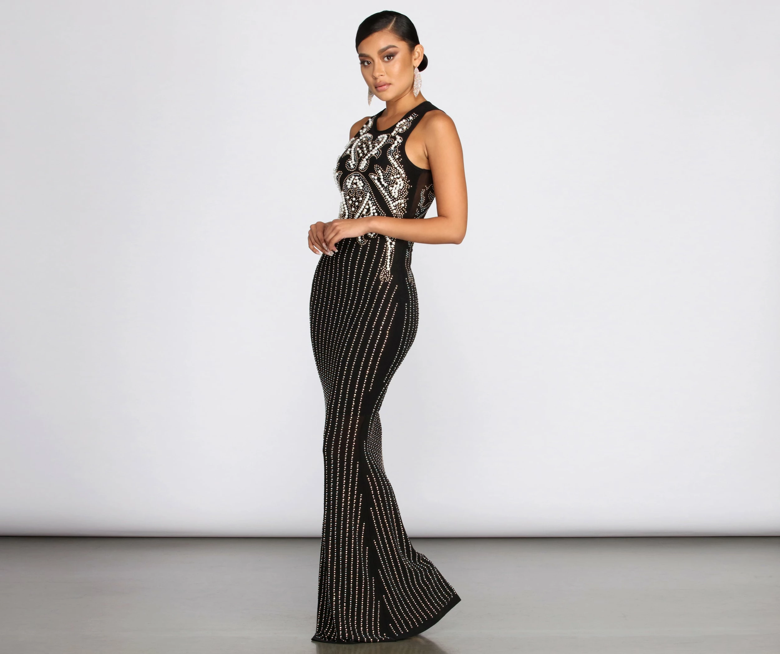 Windsor. Deleah Formal Sleeveless Pearl Dress 5 Windsor. Deleah Formal Sleeveless Pearl Dress - Image 3