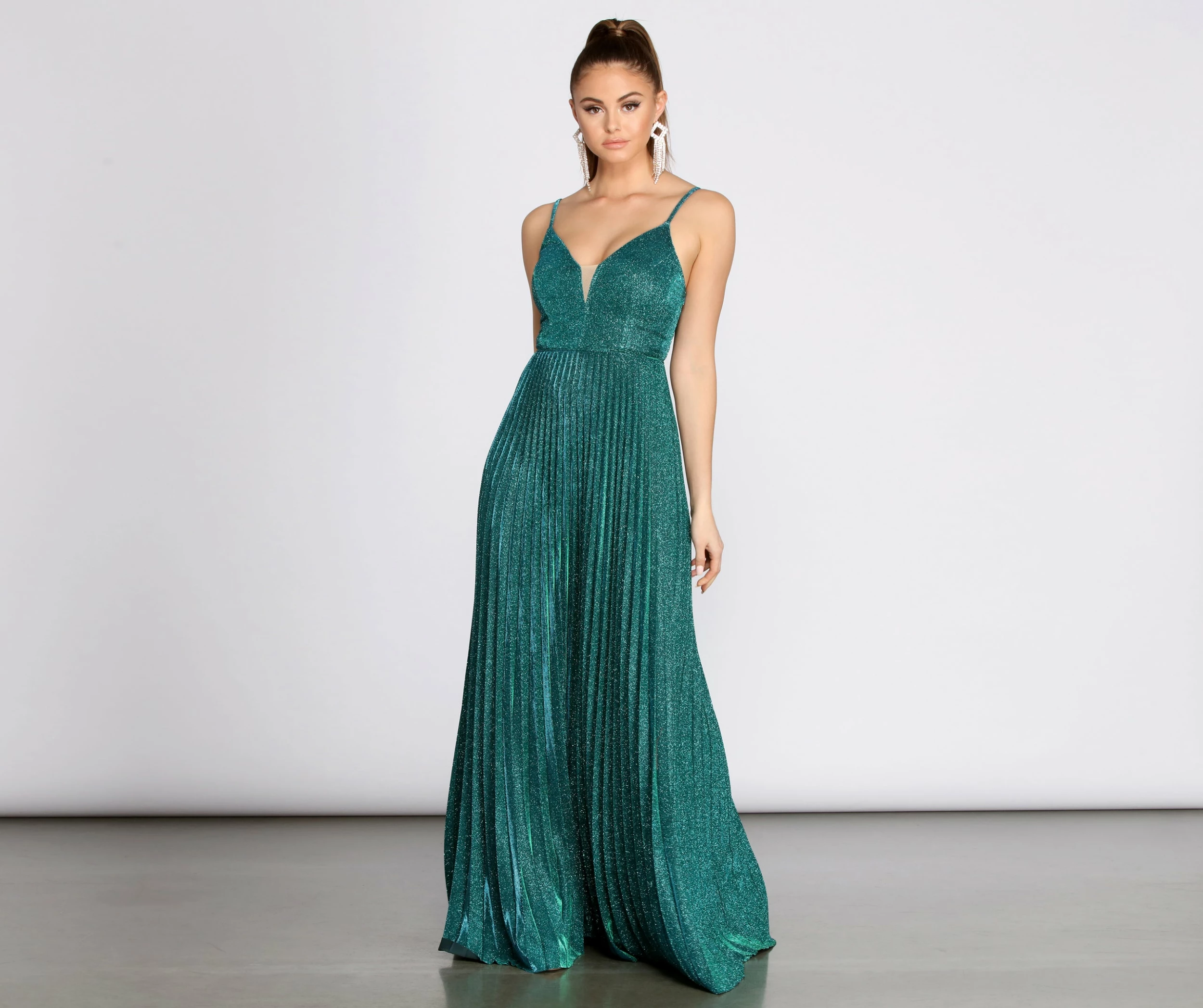 Windsor. Aida Glitter Shine Pleated A-Line Dress 3 Windsor. Aida Glitter Shine Pleated A-Line Dress