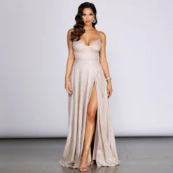 Windsor. Everly A-Line Glitter Formal Dress