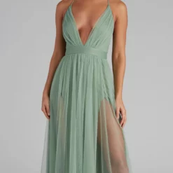 Windsor. Saylor Formal Double Slit Tulle Dress -Deals Skirt Store 05002 1166 3