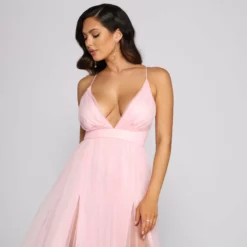 Windsor. Saylor Formal Double Slit Tulle Dress -Deals Skirt Store 05002 1236 4 ec85db6d d387 4244 a028 14a135dec5b2