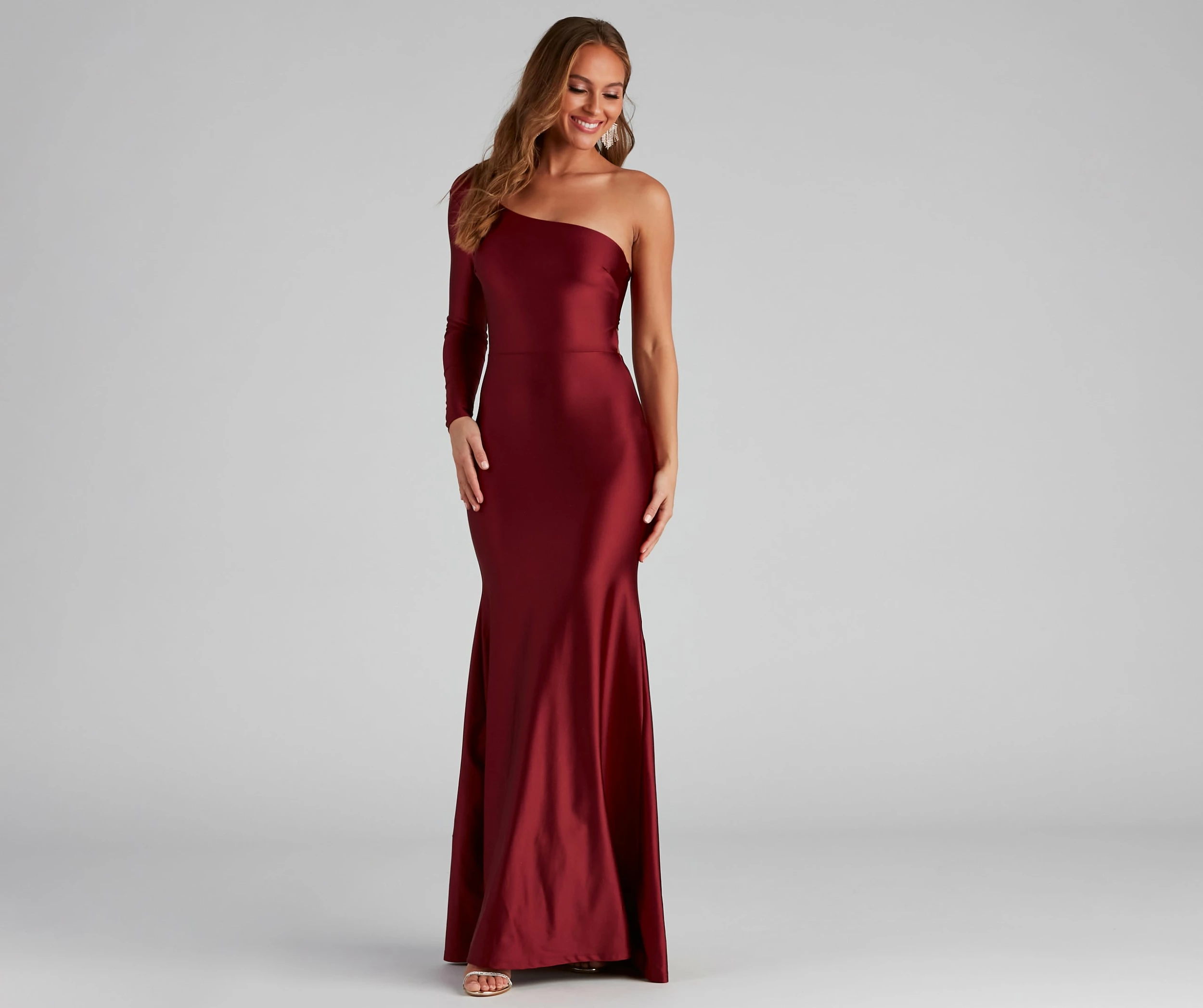 Windsor. Emma One-Shoulder Mermaid Dress 3 Windsor. Emma One-Shoulder Mermaid Dress