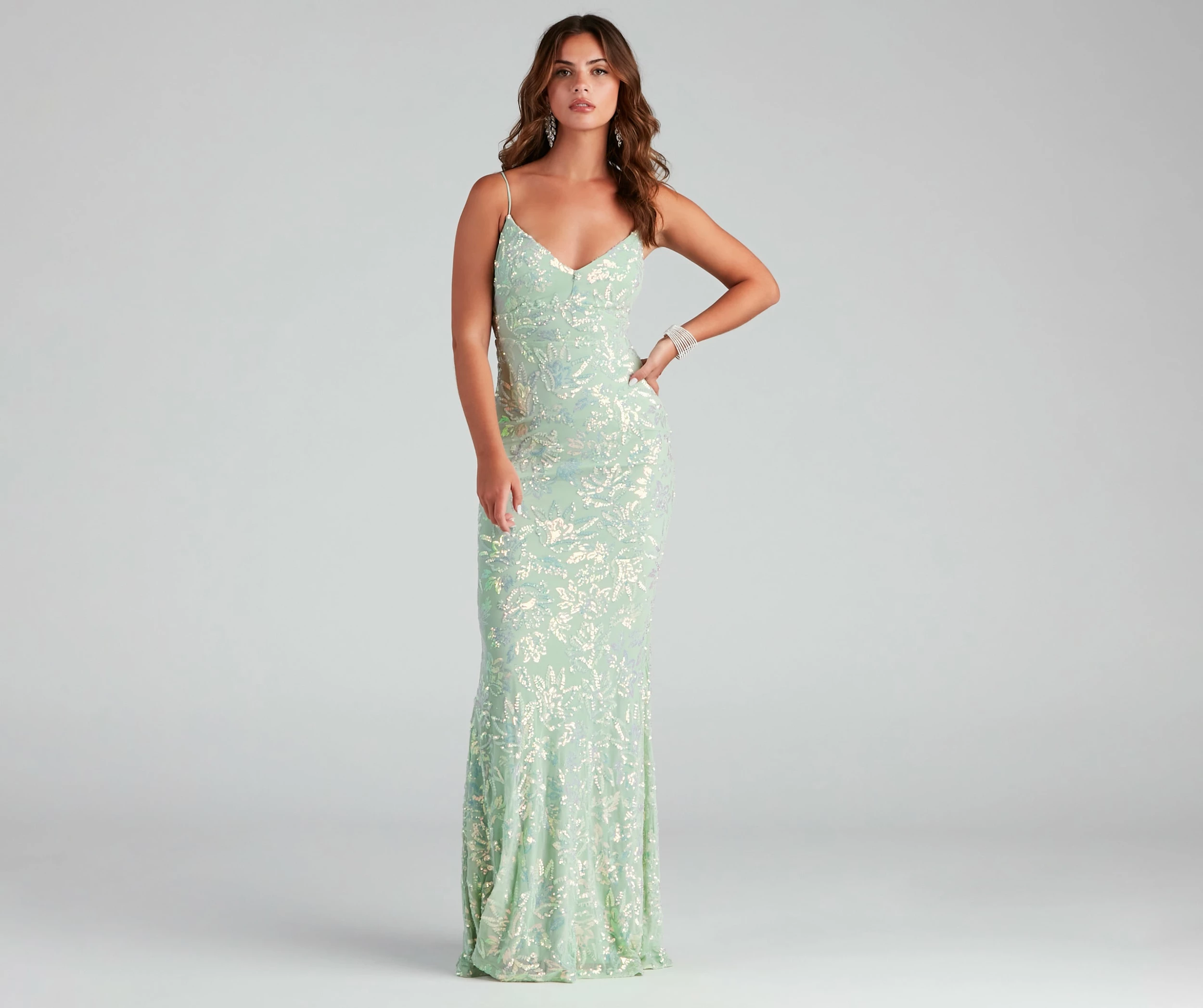 Windsor. Marleigh Formal Sequin Scroll Dress 7 Windsor. Marleigh Formal Sequin Scroll Dress - Image 5