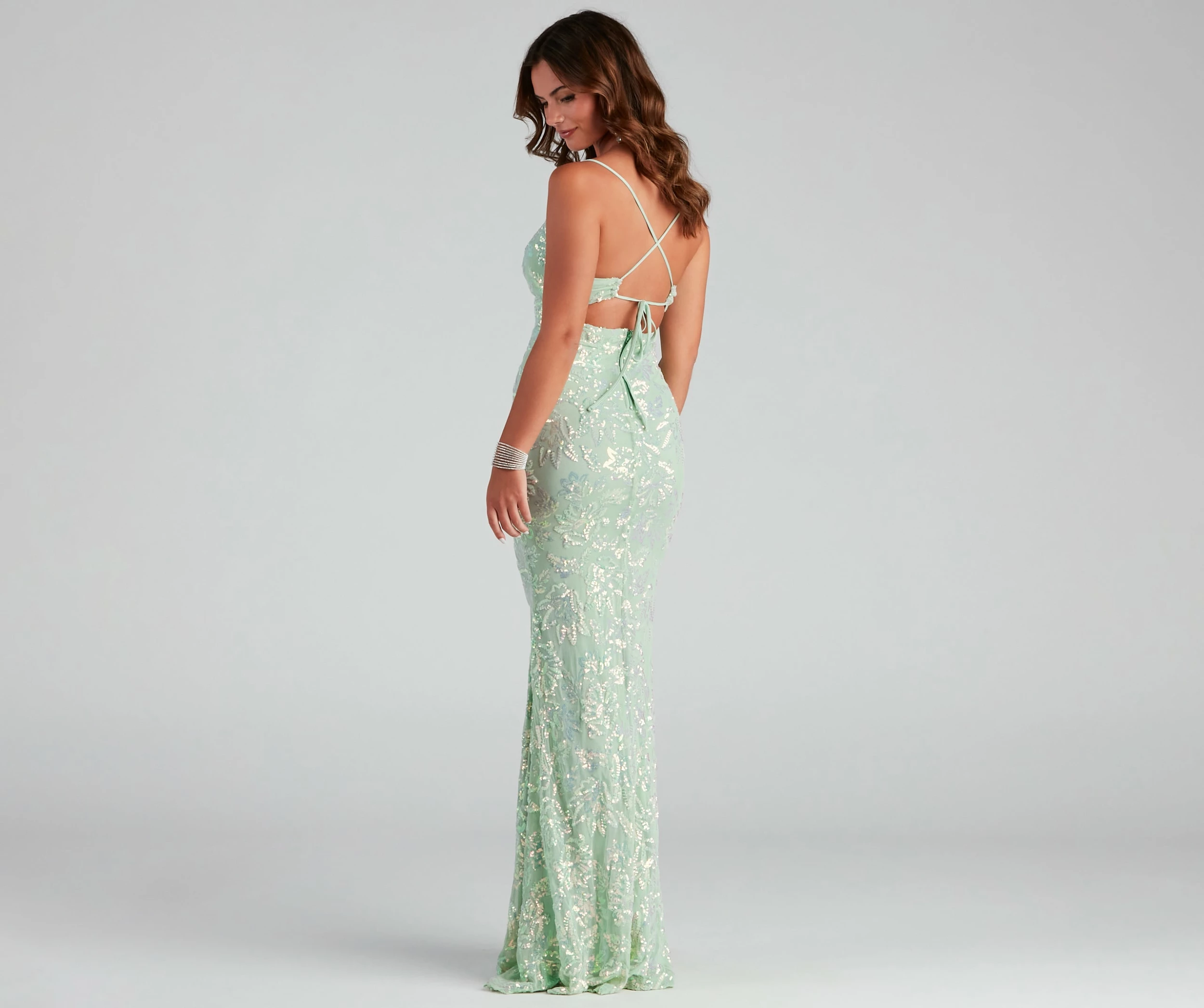 Windsor. Marleigh Formal Sequin Scroll Dress 8 Windsor. Marleigh Formal Sequin Scroll Dress - Image 6