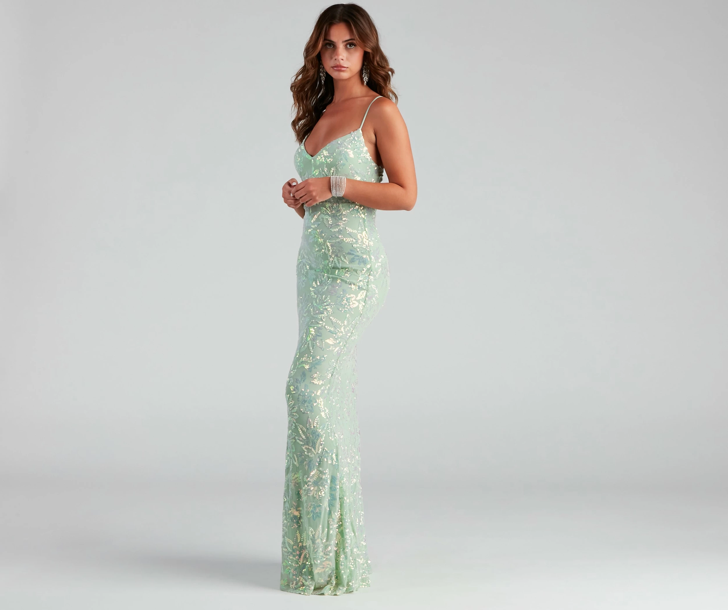 Windsor. Marleigh Formal Sequin Scroll Dress 9 Windsor. Marleigh Formal Sequin Scroll Dress - Image 7