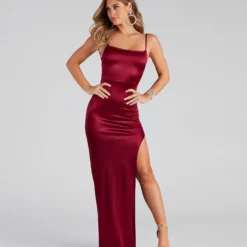 Windsor. Maude Formal High Slit Satin Dress