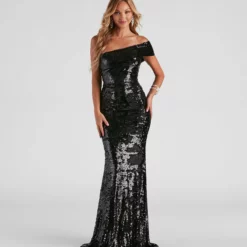 Windsor. Yareli Formal Sequin Mermaid Dress