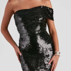 Windsor. Yareli Formal Sequin Mermaid Dress -Deals Skirt Store 05002 2277 4 911bbe26 b742 44fd a83a f8f5dc9310d9