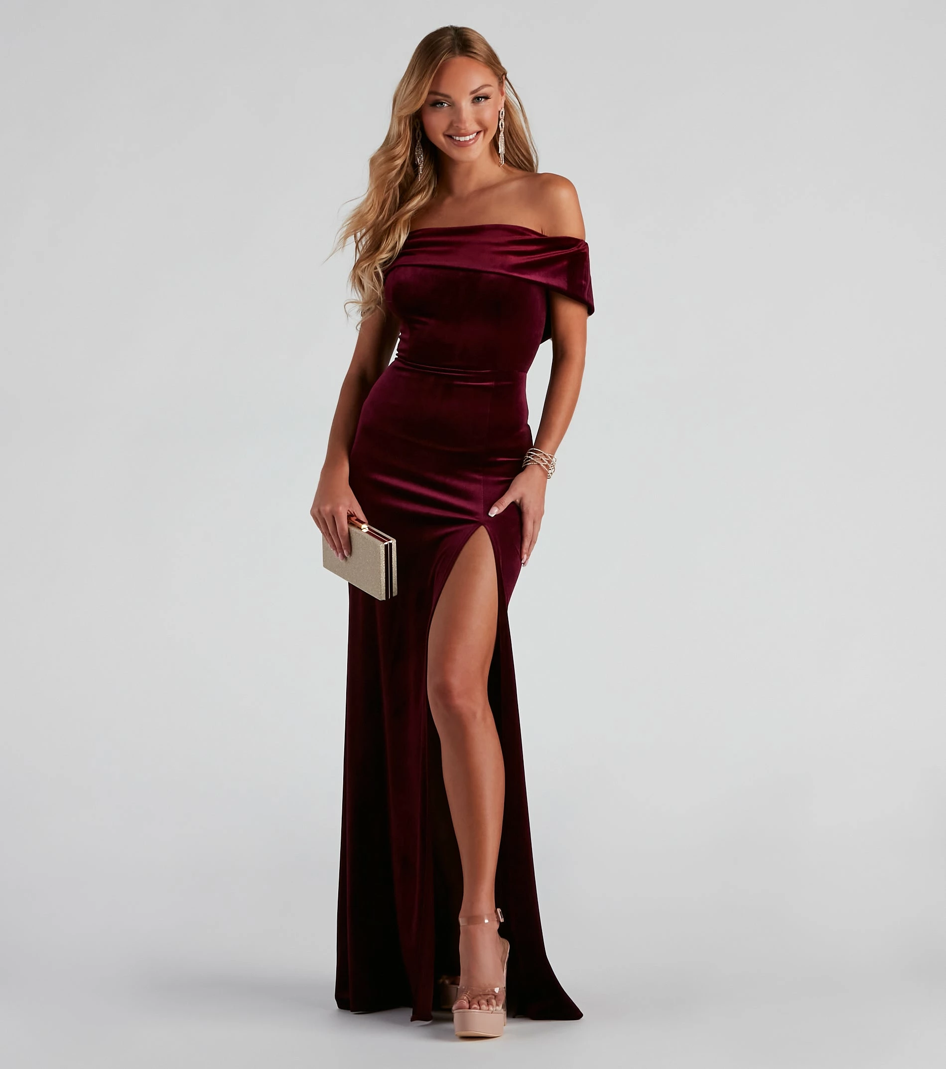 Windsor. Olivia Formal Velvet Off-The-Shoulder Dress 11 Windsor. Olivia Formal Velvet Off-The-Shoulder Dress - Image 9