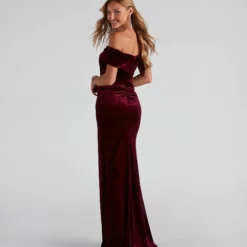 Windsor. Olivia Formal Velvet Off-The-Shoulder Dress 23 Windsor. Olivia Formal Velvet Off-The-Shoulder Dress -Deals Skirt Store 05002 2425 2 65b43c3d 32db 46d6 bd0d be6b85ea91ed