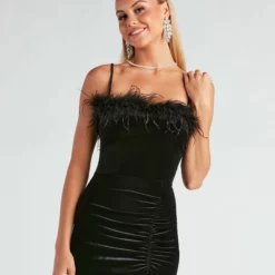 Windsor. Jaime Feather Trim Velvet Mermaid Dress -Deals Skirt Store 05002 2608 4