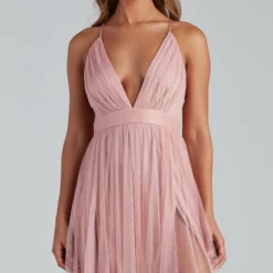 Windsor. Elisabeth Pleated Tulle Formal Dress -Deals Skirt Store 05002 4997 3 5c75413e 6294 491a adfc 7f746a39e21f