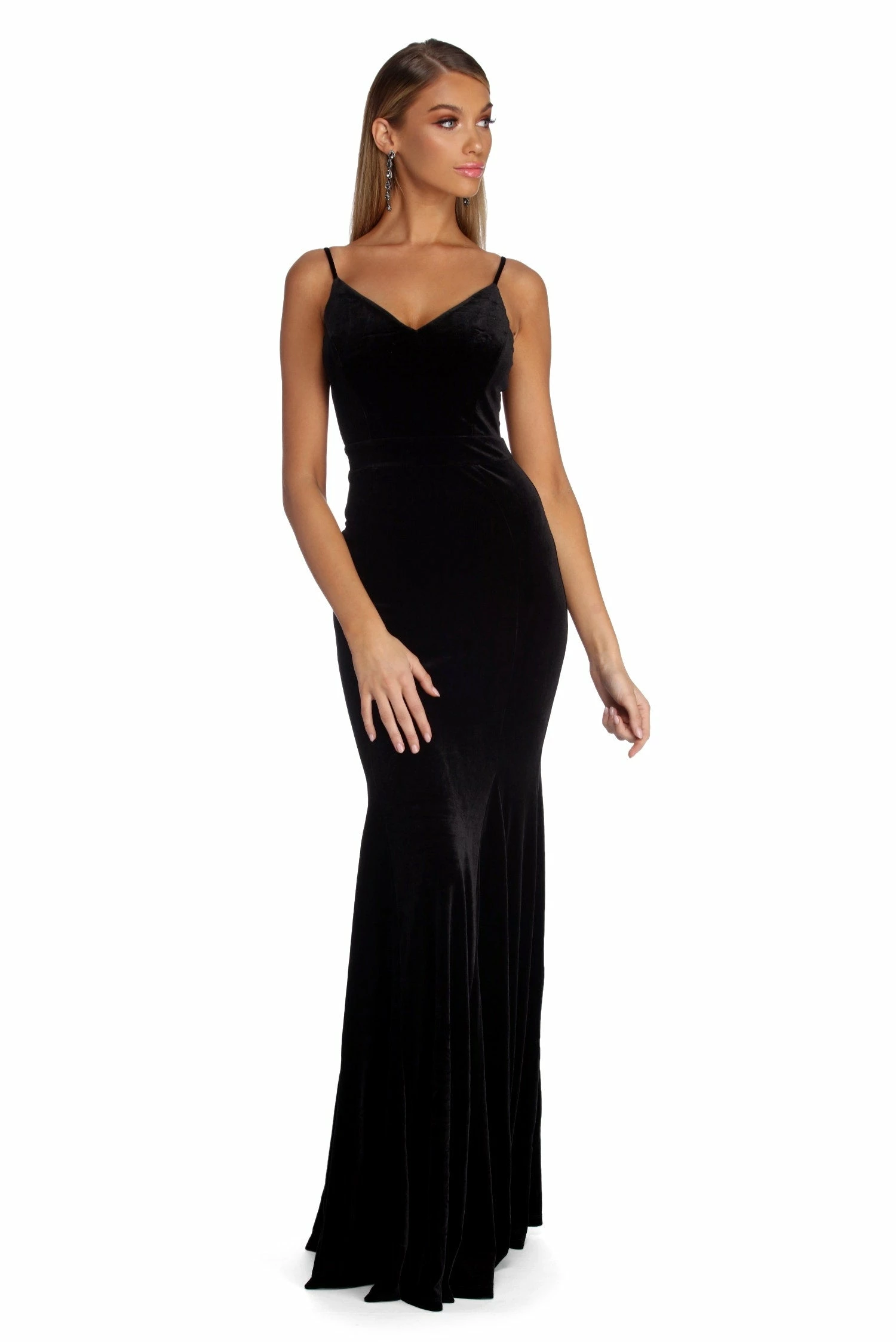 Windsor. Lyanna Formal Velvet Mermaid Dress 3 Windsor. Lyanna Formal Velvet Mermaid Dress