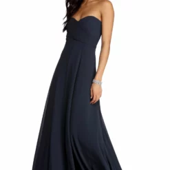 Windsor. Audrey Pleated Sweetheart Dress