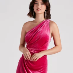 Windsor. Connie Formal Velvet One-Shoulder Dress -Deals Skirt Store 05002 7128 4 7c2c759d 0bd3 4671 8f28 2ff8931d2726