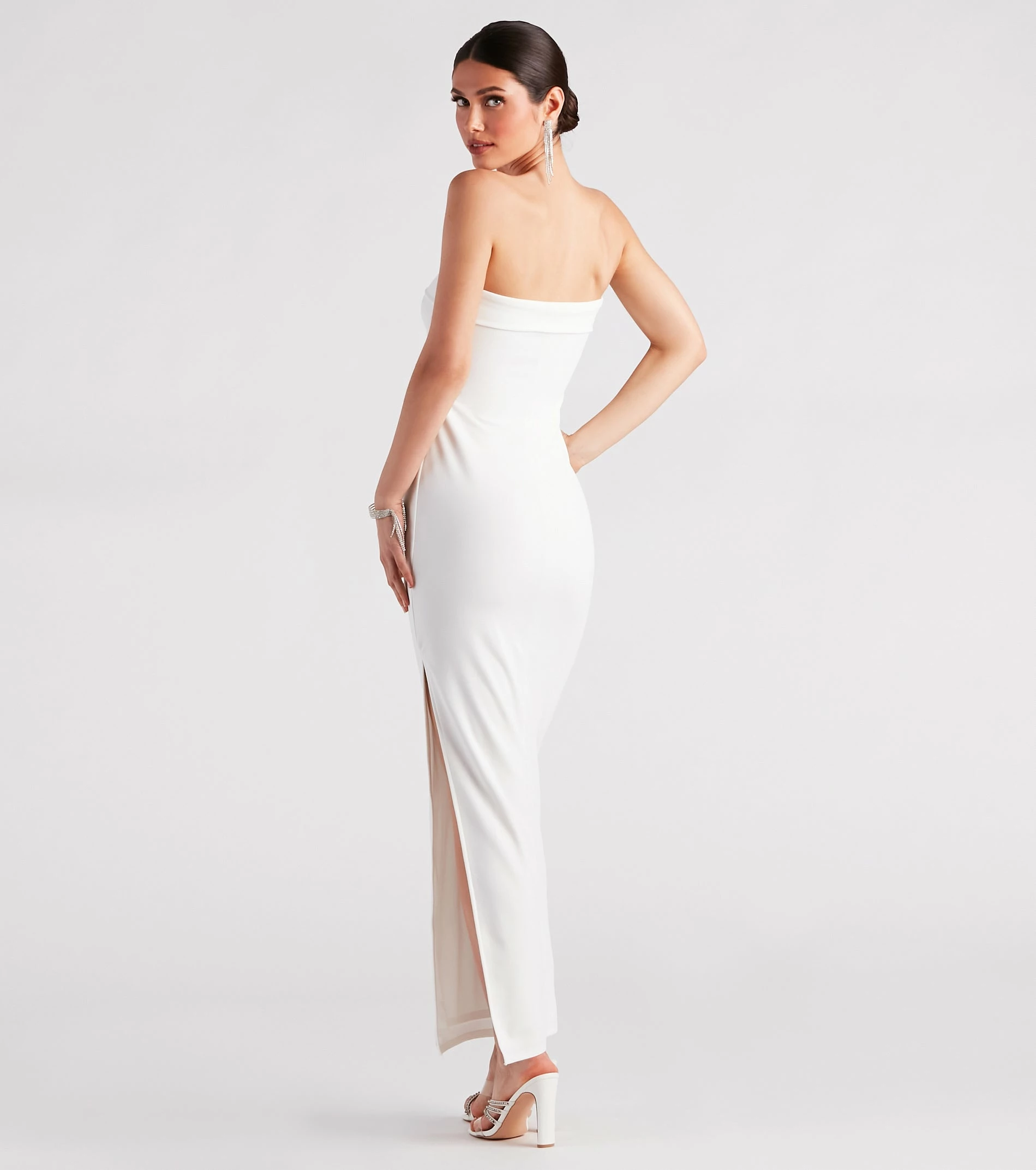 Windsor. Kaisley Strapless High Slit Slim-Fit Formal Dress 4 Windsor. Kaisley Strapless High Slit Slim-Fit Formal Dress - Image 2
