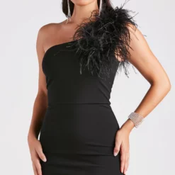 Windsor. Patricia Formal Crepe Marabou Long Dress 17 Windsor. Patricia Formal Crepe Marabou Long Dress -Deals Skirt Store 05002 7421 4
