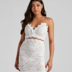 Windsor. Crochet Chic Mini Dress