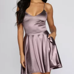 Windsor. Stunning In Satin Skater Dress -Deals Skirt Store 05101 0219 4 60774713 49b2 41f9 a21b 5df8c62eca93