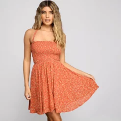 Windsor. Flowy Floral Woven Halter Dress -Deals Skirt Store 05101 1002 2