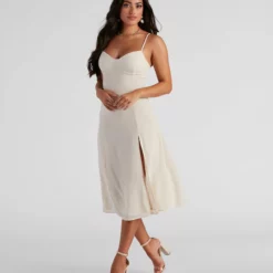 Windsor. Chic Flowy Chiffon Midi Dress