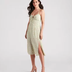 Windsor. Strolling The Garden Floral Chiffon Midi Dress 8 Windsor. Strolling The Garden Floral Chiffon Midi Dress -Deals Skirt Store 05101 2312 3 76c92a00 96b4 42a1 bd60 971801eb33d6