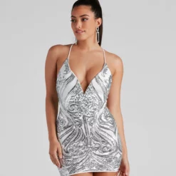 Windsor. Stunning In Sequins Dress