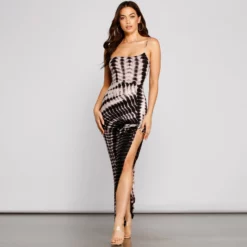 Windsor. Oh-So-Fab Tie-Dye Maxi Dress