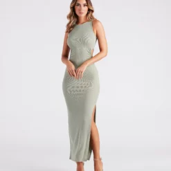 Windsor. Casual Cool Girl High Slit Maxi Dress