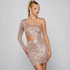 Windsor. Glamorous Beauty Sequin Mini Dress