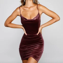 Windsor. Total Style Stunner Velvet Mini Dress 20 Windsor. Total Style Stunner Velvet Mini Dress -Deals Skirt Store 05103 4046 3