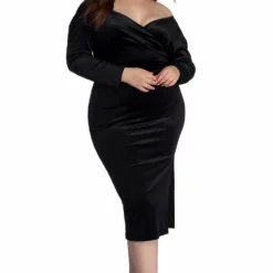 Windsor. Plus Kenia Formal Velvet Midi Dress