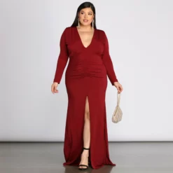 Windsor. Plus Denise Formal Plunging Ruched Dress