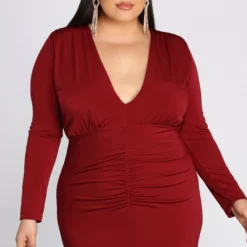 Windsor. Plus Denise Formal Plunging Ruched Dress -Deals Skirt Store 15002 0147 4 2a3a2d53 ffcd 47a5 a9b8 77e72b1330d3